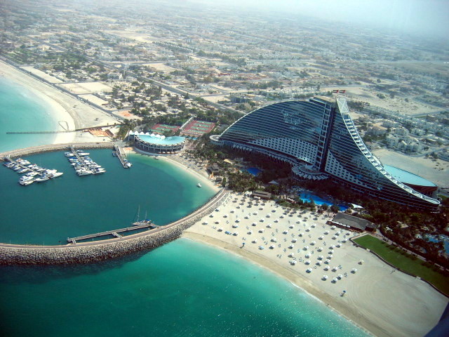 Czy warto inwestować w nieruchomości w Dubaju?